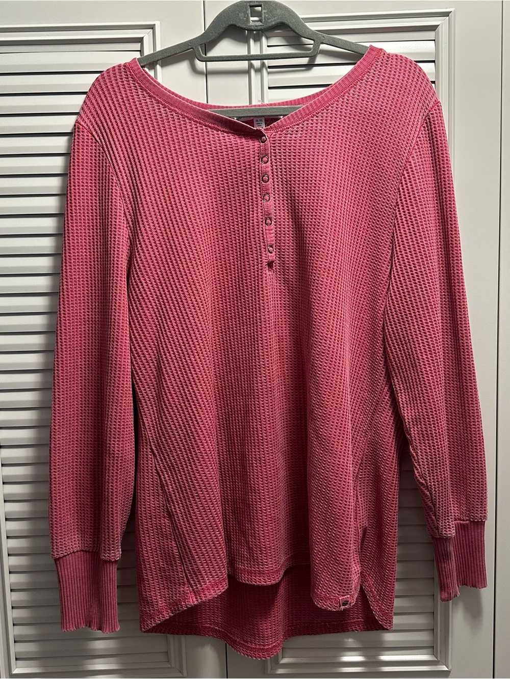 Women's Pink Waffle-Knit Henley Long Sleeve Top